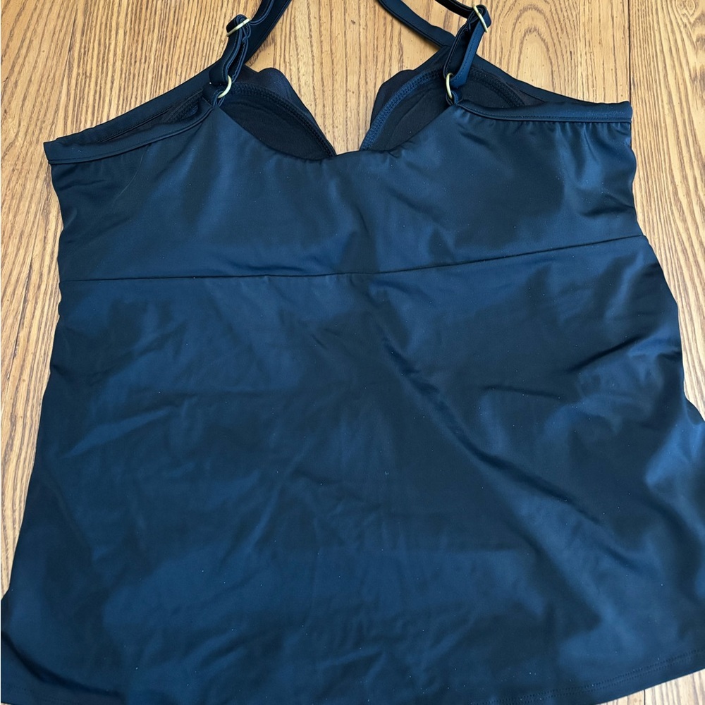 Elegant Black Tankini Set - Picture 4 of 7